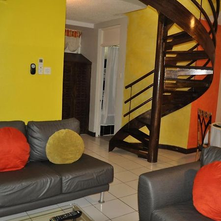 Beach Penthouse A25 Sandcastles Ocho Rios Exteriör bild